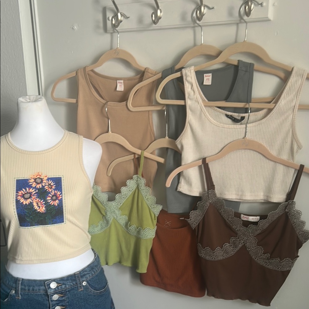 7 Piece Summer Everyday Crop Tank SHEIN ROMWE PacSun XS Curated Bundle Set - Picture 1 of 13